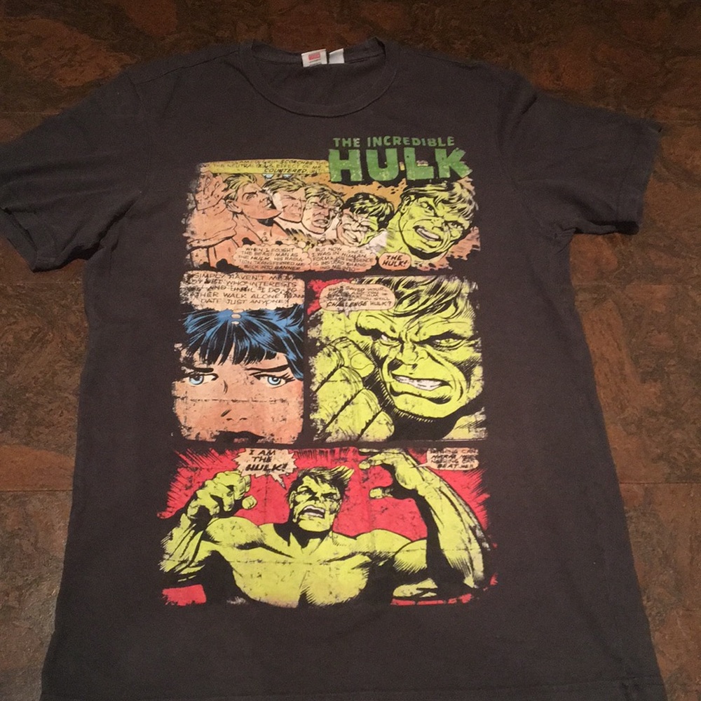 Vintage marvel comics hulk shirt